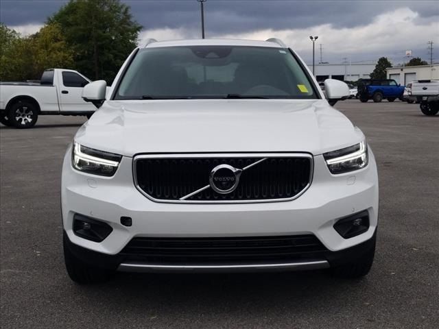 2021 Volvo XC40 Momentum