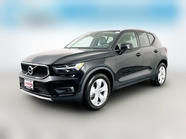 2021 Volvo XC40 Momentum