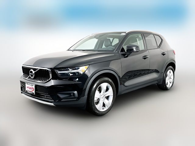 2021 Volvo XC40 Momentum