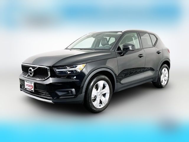 2021 Volvo XC40 Momentum