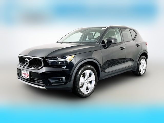 2021 Volvo XC40 Momentum