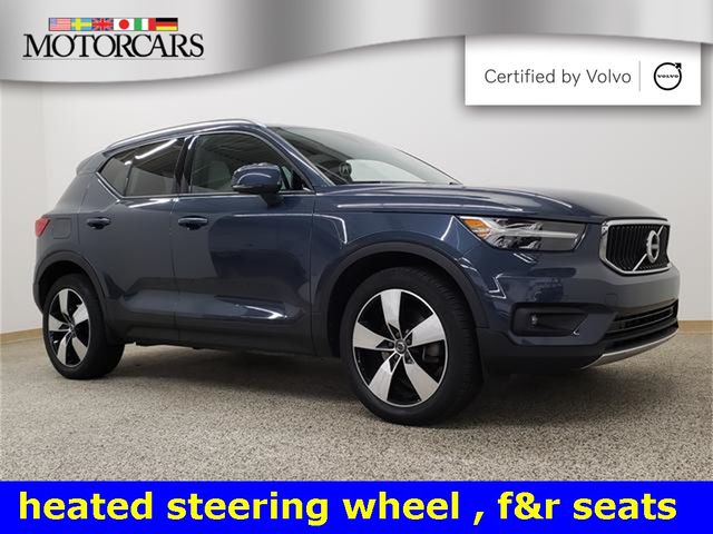 2021 Volvo XC40 Momentum