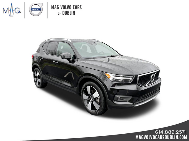 2021 Volvo XC40 Momentum