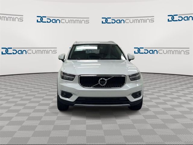 2021 Volvo XC40 Momentum