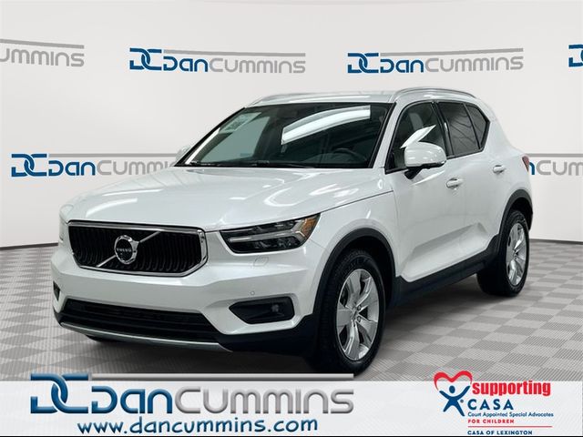 2021 Volvo XC40 Momentum