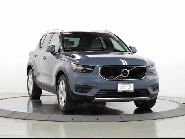 2021 Volvo XC40 Momentum