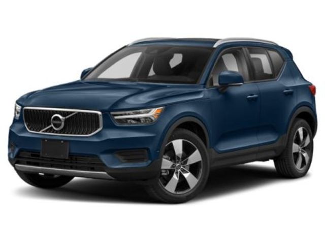 2021 Volvo XC40 Momentum