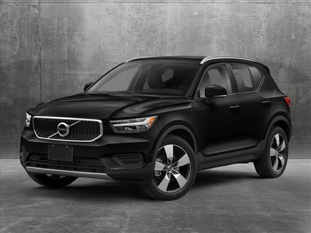 2021 Volvo XC40 Momentum