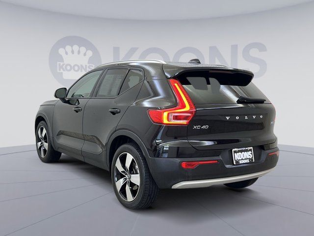 2021 Volvo XC40 Momentum