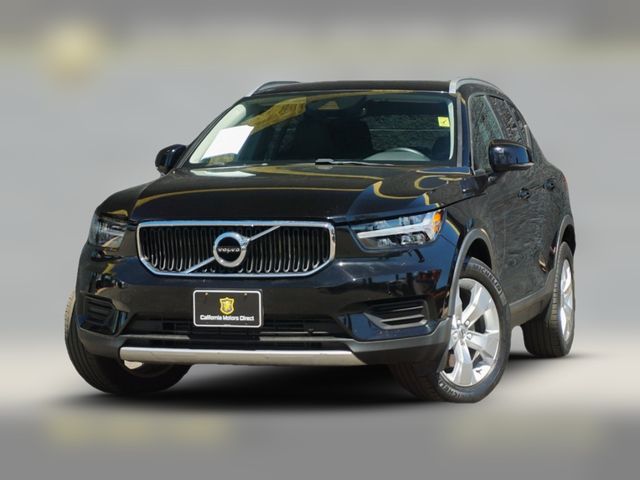 2021 Volvo XC40 Momentum