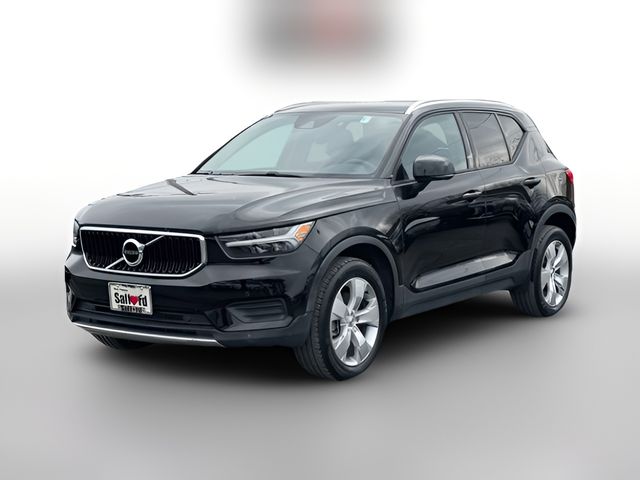 2021 Volvo XC40 Momentum