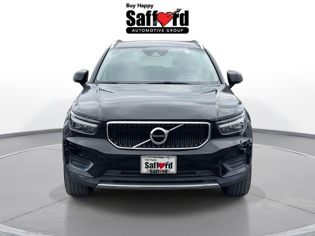 2021 Volvo XC40 Momentum