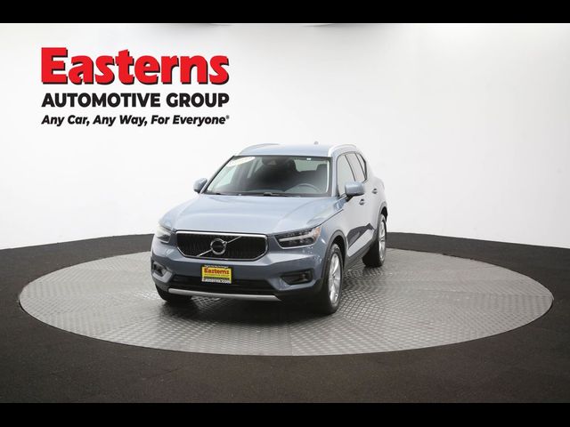 2021 Volvo XC40 Momentum