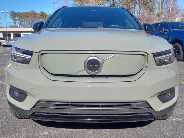 2021 Volvo XC40 Base