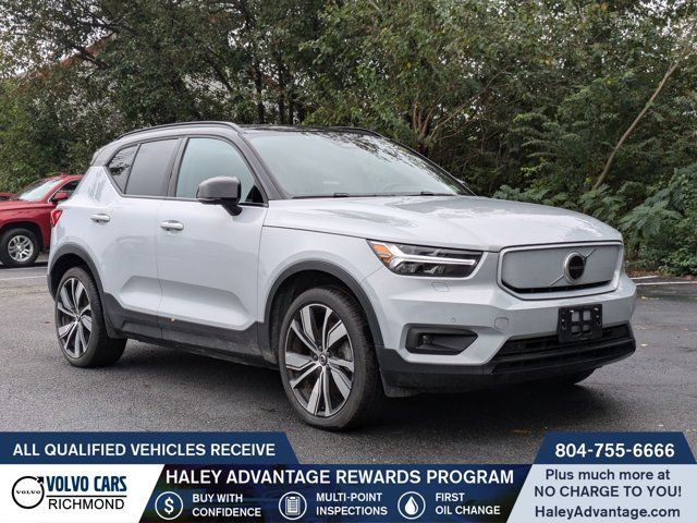 2021 Volvo XC40 Base