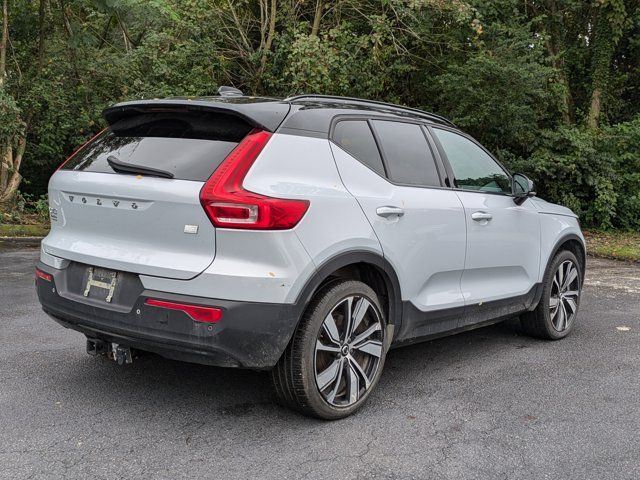 2021 Volvo XC40 Base