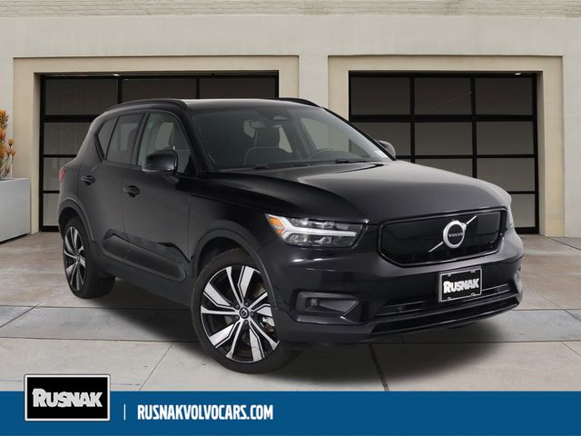 2021 Volvo XC40 Base