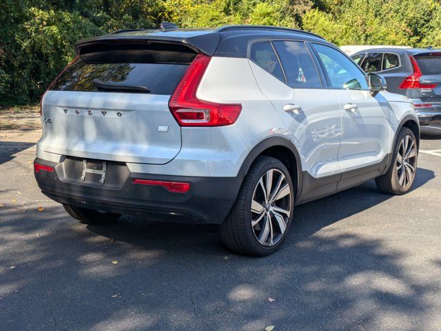 2021 Volvo XC40 Base