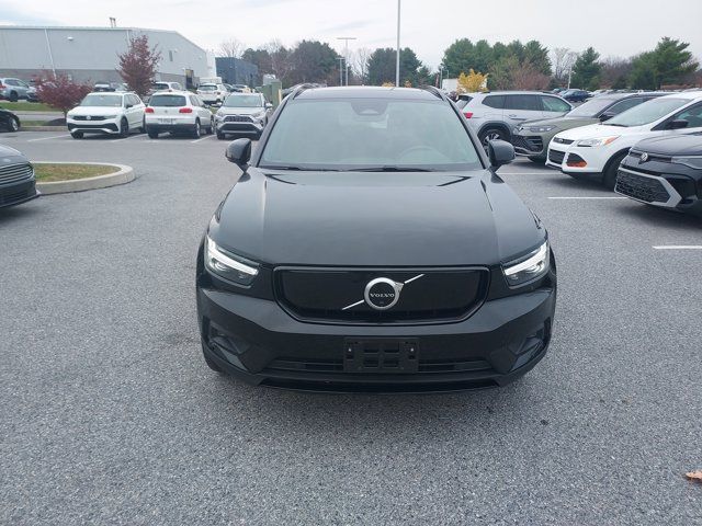 2021 Volvo XC40 Base