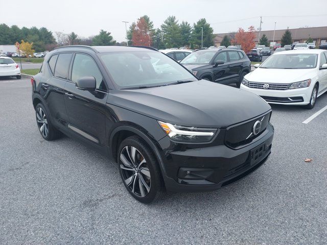 2021 Volvo XC40 Base