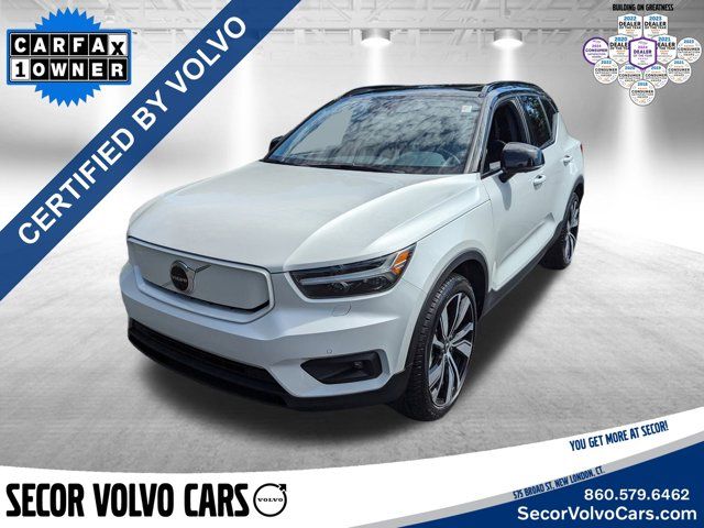 2021 Volvo XC40 Base