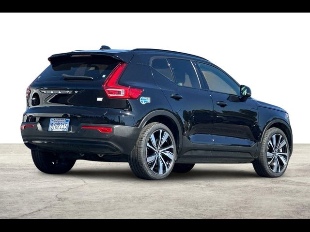 2021 Volvo XC40 Base