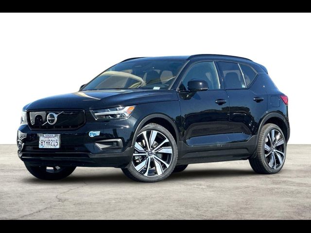 2021 Volvo XC40 Base