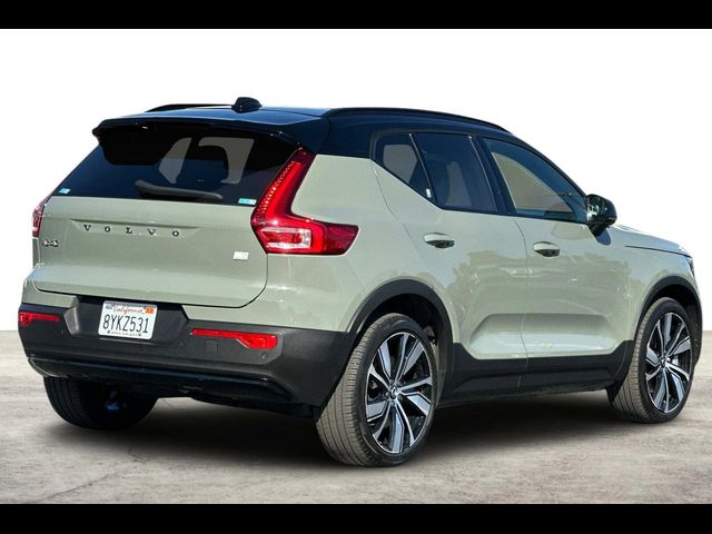 2021 Volvo XC40 Base