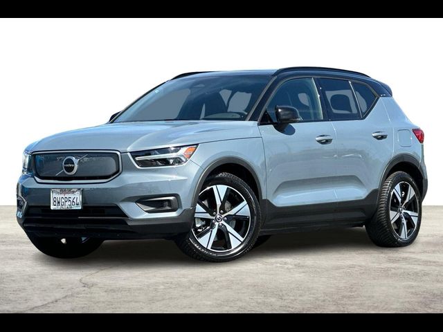 2021 Volvo XC40 Base