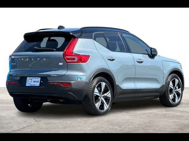 2021 Volvo XC40 Base