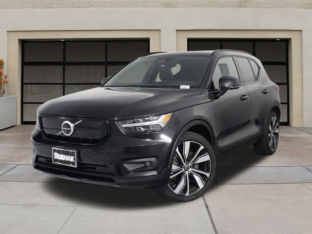 2021 Volvo XC40 Base