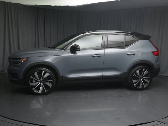 2021 Volvo XC40 Base