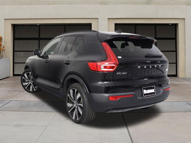 2021 Volvo XC40 Base