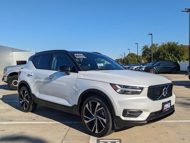 2021 Volvo XC40 R-Design