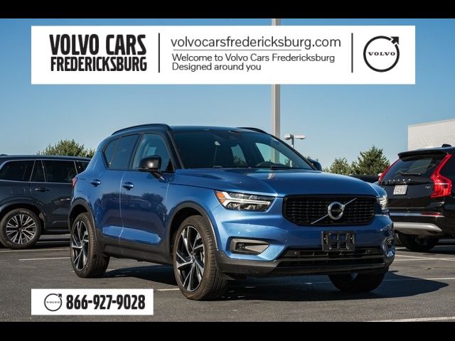 2021 Volvo XC40 R-Design