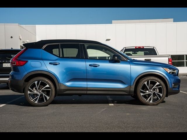 2021 Volvo XC40 R-Design