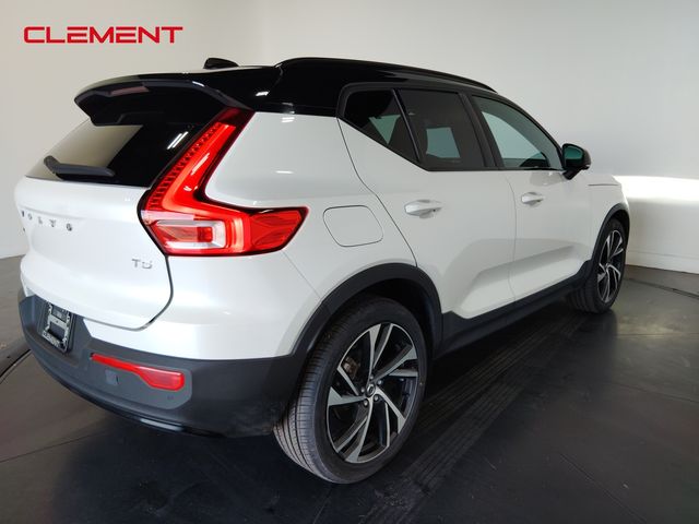 2021 Volvo XC40 R-Design