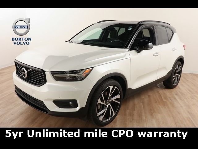 2021 Volvo XC40 R-Design