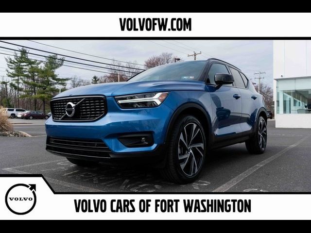 2021 Volvo XC40 R-Design