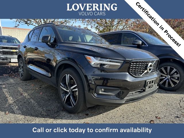 2021 Volvo XC40 R-Design