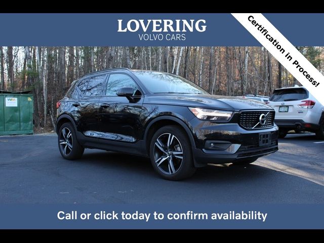 2021 Volvo XC40 R-Design