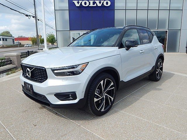 2021 Volvo XC40 R-Design