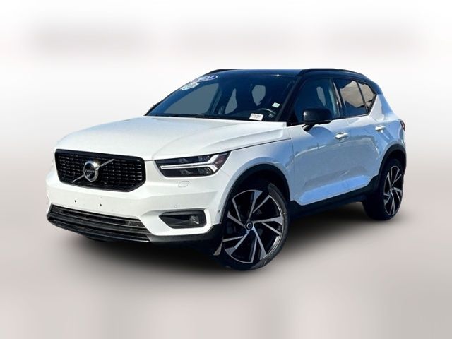 2021 Volvo XC40 R-Design