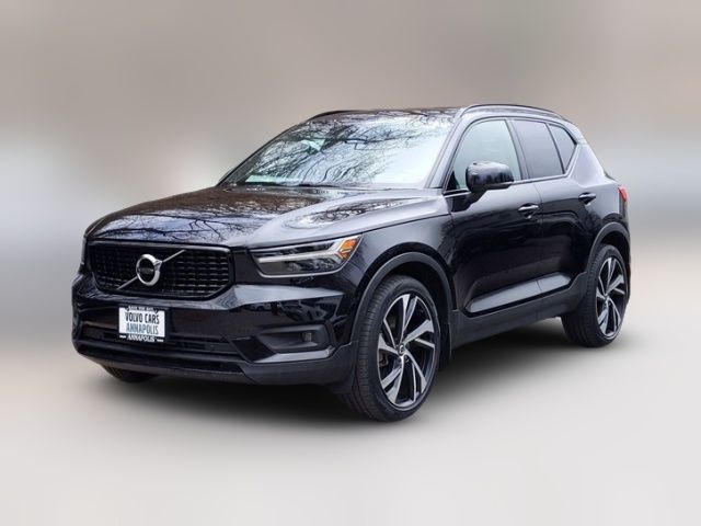 2021 Volvo XC40 R-Design