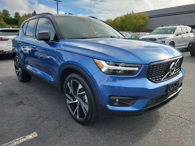 2021 Volvo XC40 R-Design