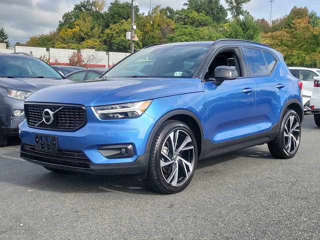 2021 Volvo XC40 R-Design