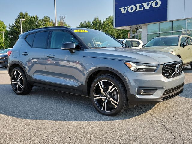 2021 Volvo XC40 R-Design