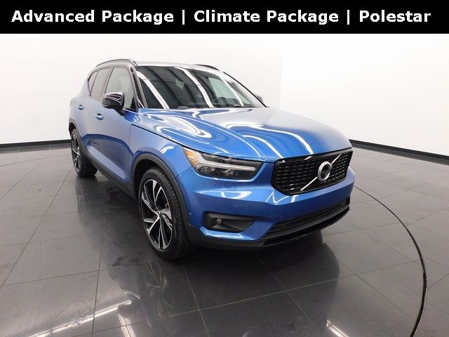 2021 Volvo XC40 R-Design