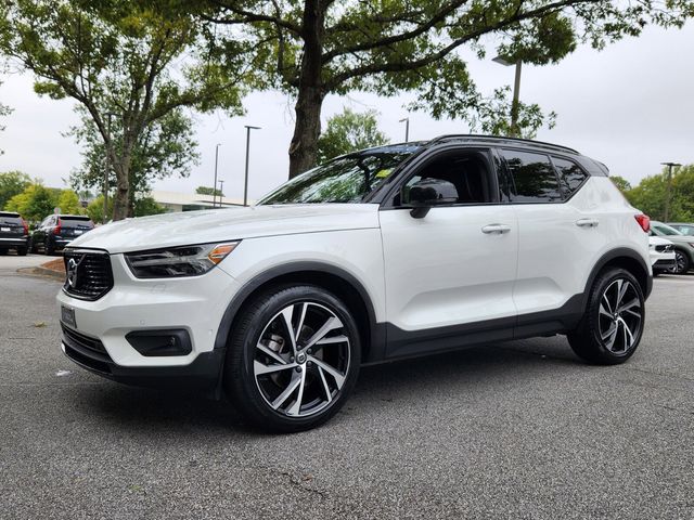 2021 Volvo XC40 R-Design