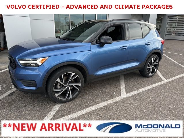 2021 Volvo XC40 R-Design